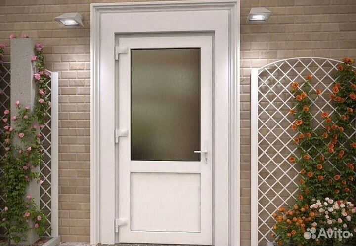 Дверь пластиковая