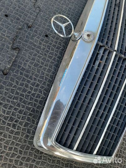 Решетка радиатора mercedes 190 (W 201)