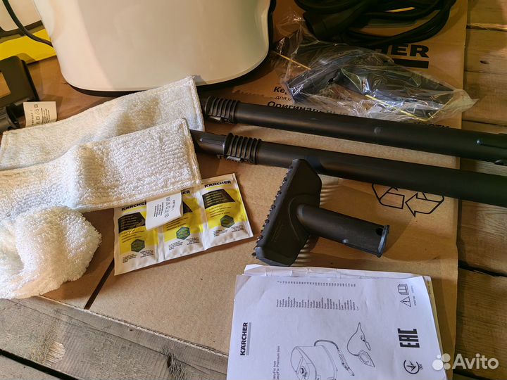 Пароочиститель Karcher SC 4 Deluxe Premium