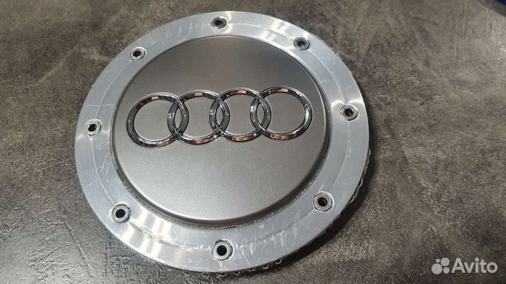 Заглушки дисков колпачки Audi 148мм 4B0601165A