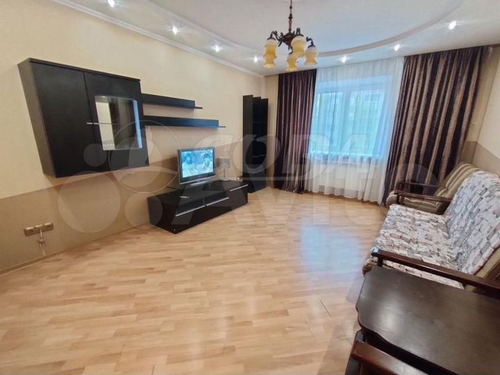 2-к. квартира, 74 м², 4/9 эт.