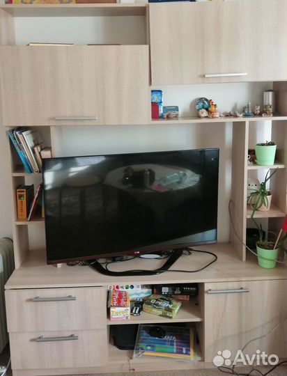 Стенка в гостиную