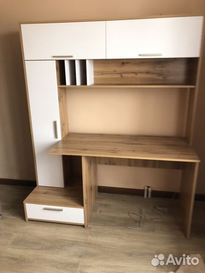 Стол-стенка ученический