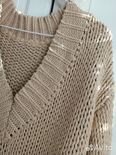 Пуловер крупной вязки