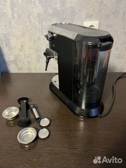 Кофемашина рожковая delonghi