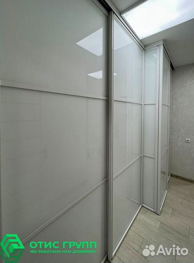 Раздвижные стеклянные перегородки