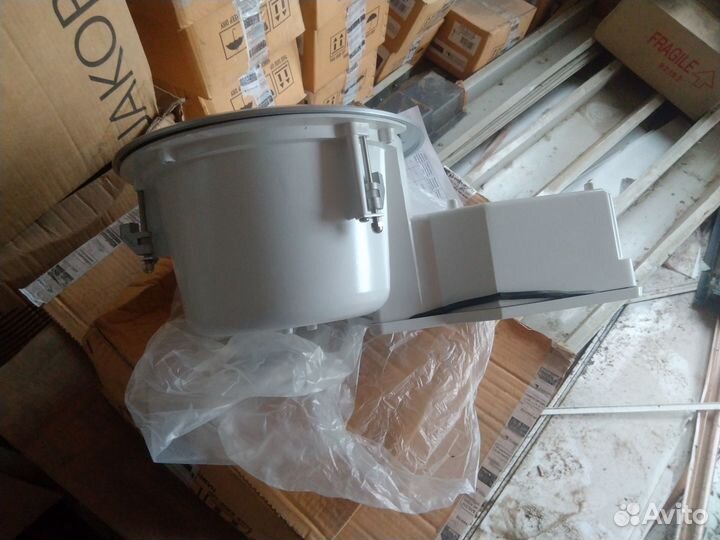 Светильник потолочный встраиваемый