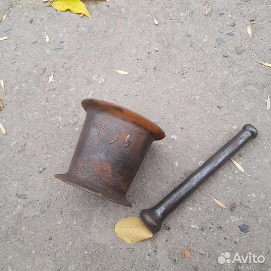 Ступа с пестиком