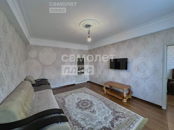 3-к. квартира, 83 м², 5/8 эт.