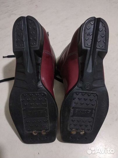 Лыжные ботинки