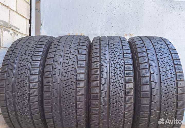 Pirelli Ice Asimmetrico 235/55 R18 99V