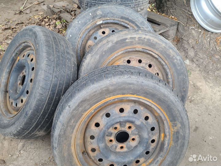 Cooper CS5 Ultra Touring 215/60 R16