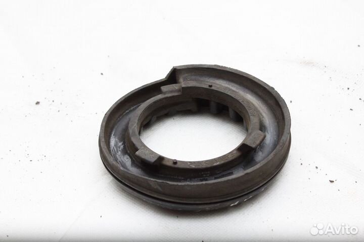 Проставка задней пружины верхняя Форд Фокус 3