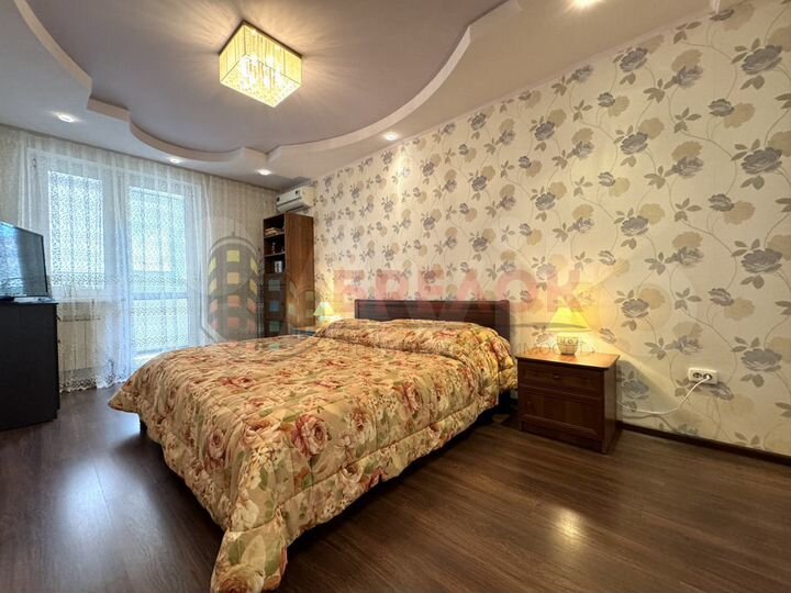 2-к. квартира, 71,4 м², 7/17 эт.