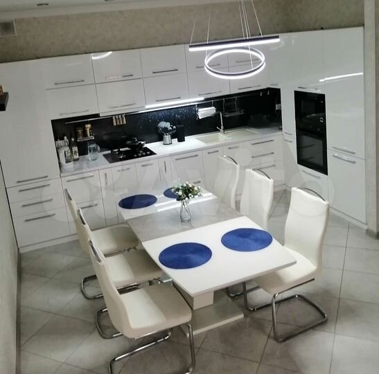 Дом 140 м² на участке 4 сот.