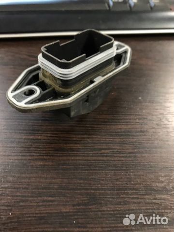 Кронштейн дверной проводки Mercedes R 350 W251