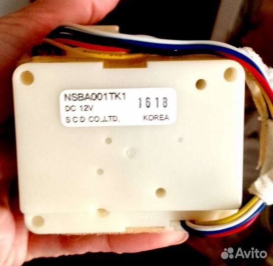 Заслонка холодильной камеры Samsung