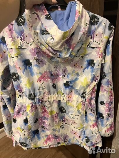 Ветровка для девочки