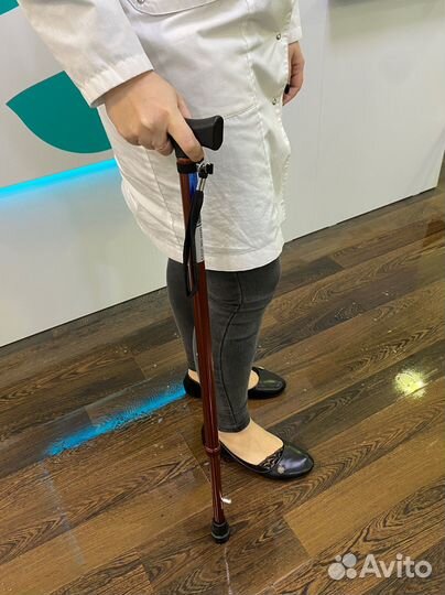 Трость опорная с устройством против скольжения