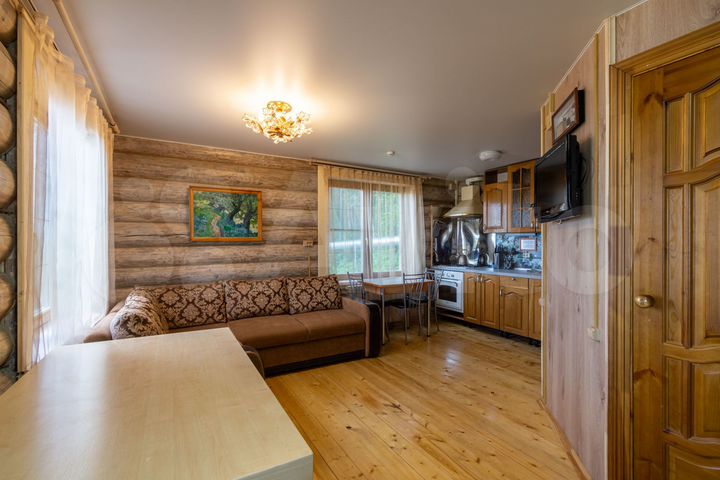 Дом 60 м² на участке 2 га