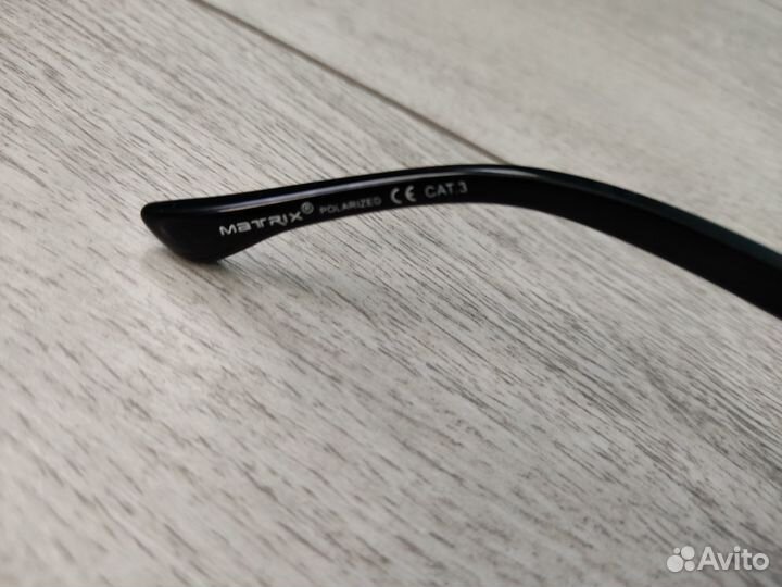 Солнцезащитные очки Matrix polarized