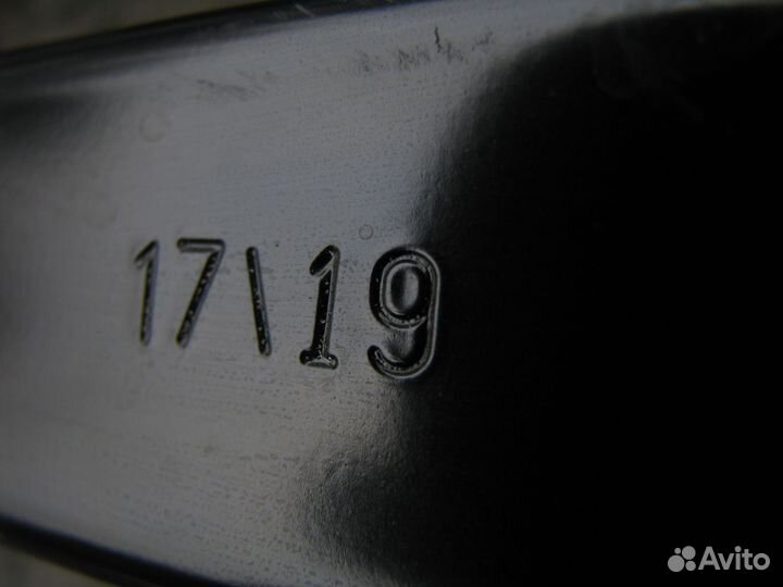 VW Touareg 3 усилитель бампера переднего 2018+