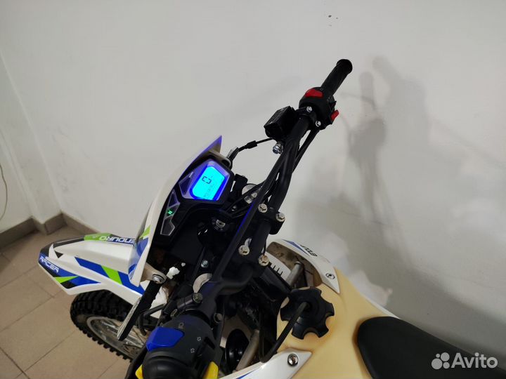 Мотоцикл кроссовый эндуро Racer RC300 - GY8A