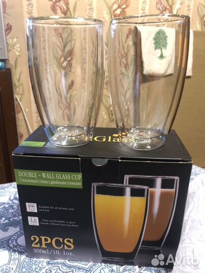 Стеклянный бокал с двойными стенками