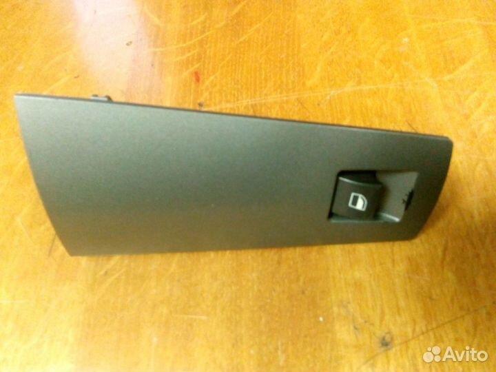 Блок кнопок в дверь. Е65