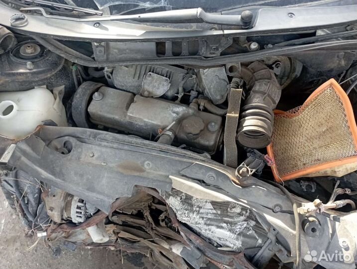 LADA Granta 2012 1.6 МКПП 8клап черный Запчасти