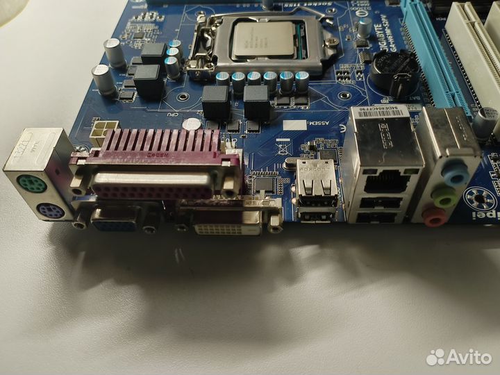 Материнская плата с процессором