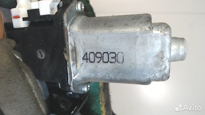 Стеклоподъемник электрический Mitsubishi Outlander