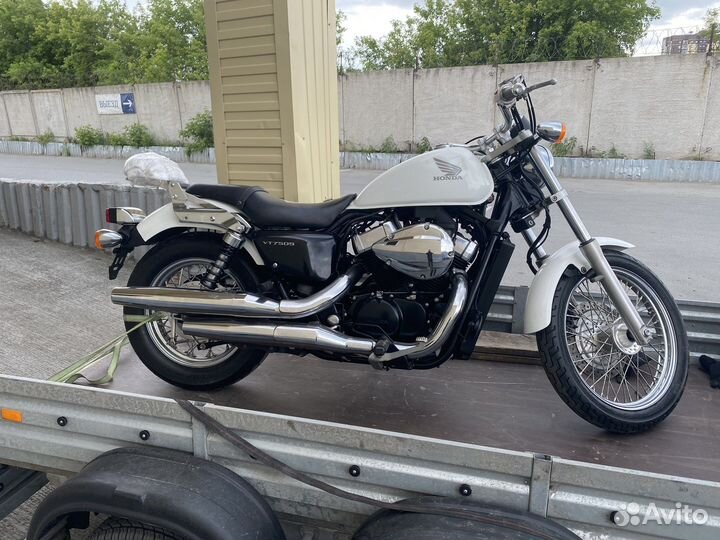 Honda VT750S