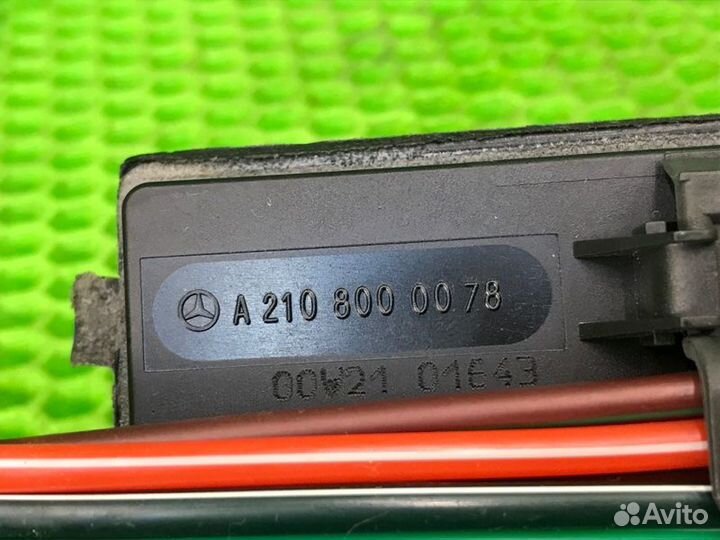 Вакуумный клапан печки Mercedes Benz E240 W210