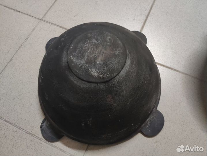 Казан чугунный с печкой