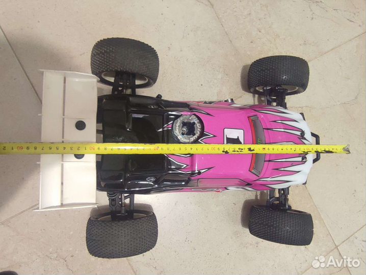 Машина на радиоуправлении двс