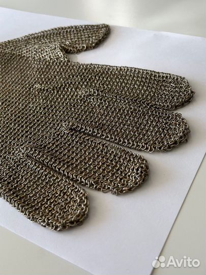 Кольчужная перчатка