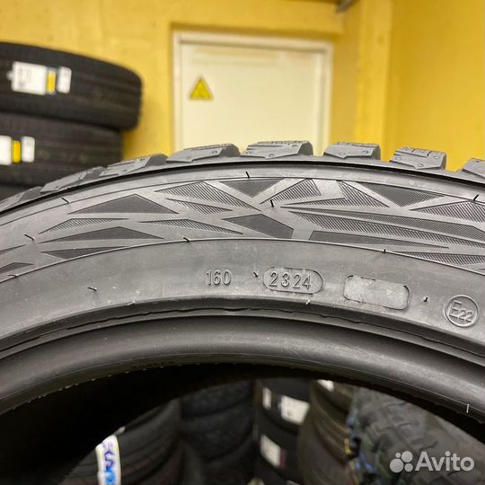 Ikon Tyres Autograph Ice 9 SUV 235/55 R19 105T