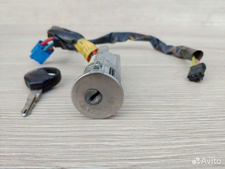 Замок зажигания ключ Peugeot 206
