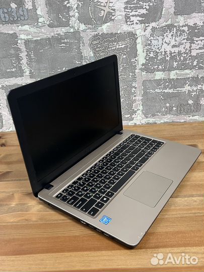 Ноутбук быстрый Asus 4 ядра, ssd для разных задач