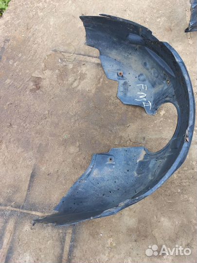 Подкрылки передние Форд Мондео 2 1996-2000