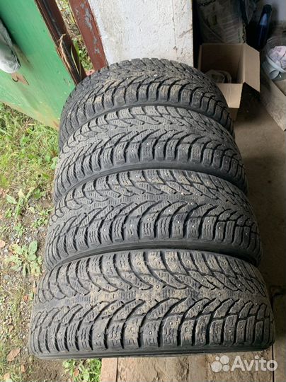 Nokian Tyres Hakkapeliitta 9 SUV 215/65 R17