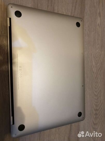 Apple MacBook Pro 13 2017 i5 8Gb 128Gb 69 циклов