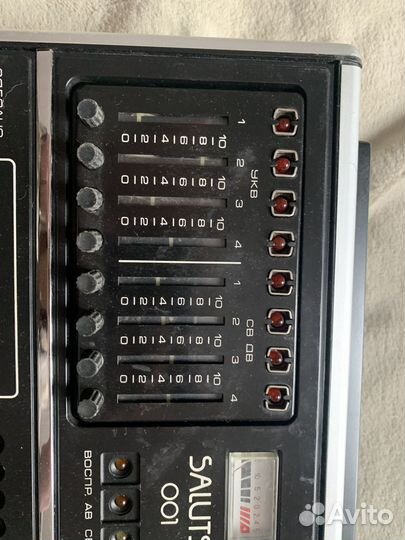 Радиоприемник салют 001