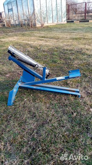 Машинка для метания тарелочек