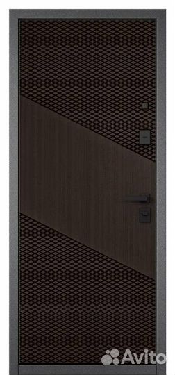 Дверь входная в квартиру