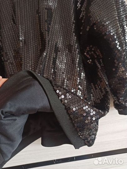 Футболка, кофта