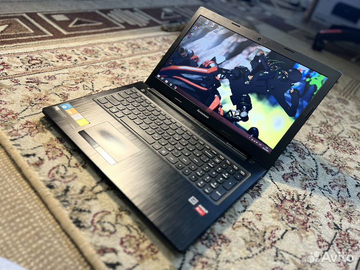 Игровой Ноутбук Lenovo Amd A8/10гб/1тр/2 видюхи