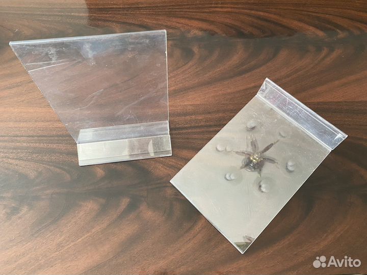 Подставка из оргстекла