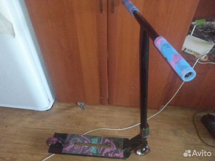 Трюковой самокат